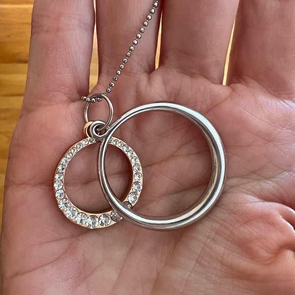 double circle pendant necklace - Picture 6 of 6